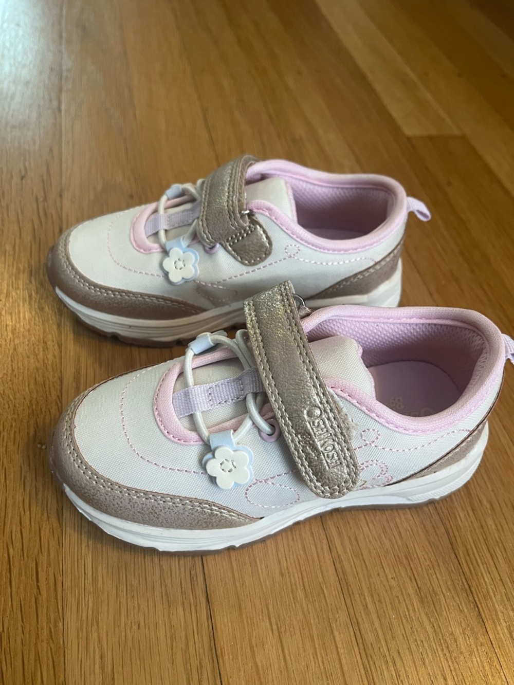 OshKosh B'gosh Girls Sneakers Size 10 - Pink & Champagne